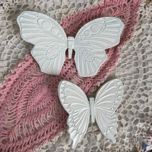 Vintage 1972 Butterflies set of 2 Interior Wall Decor USA Dart Ind Plastic